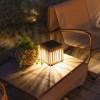 Lampe solaire de table VERTI Les Jardins - Valente Design éclairée sur table basse