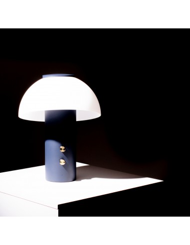 Lampe Piccolo enceinte Bluetooth bleu profond - Jaune Fabrique - Valente Design mise en scène
