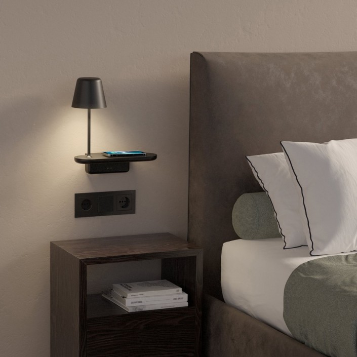 Applique Ito noir mat Astro Lighting Valente Design - éclairée vue générale - tête de lit