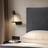 Applique Ito noir mat Astro Lighting Valente Design - éclairée vue générale - tête de lit