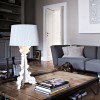 Lampe de table Bourgie  White and Gold Kartell - Valente Design éteinte dans salon
