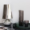 Lampe de table Cindy platine Kartell - Valente Design sur table