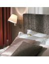 Melampo Wall gris abat-jour gris Artemide - Valente Design - éclairée en lampe de chevet