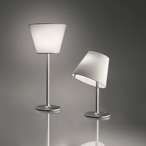 Lampe de table Melampo Night gris abat-jour gris Artemide Valente Design