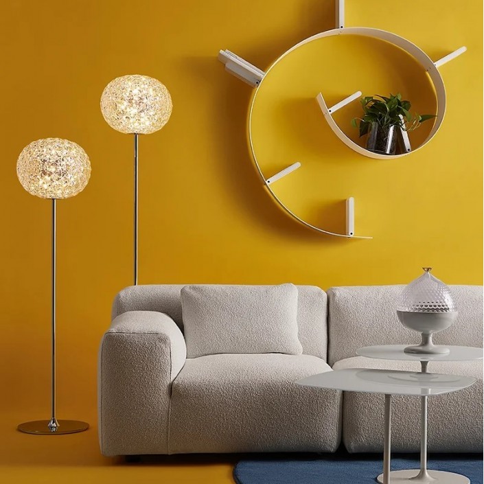 Lampadaires Planet Floor cristal Kartell - Valente Design - mis en scène éclairés