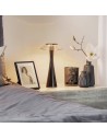 Lampe de table sans fil Space Indoor titane Kartell - Valente Design - mise en scène table de nuit