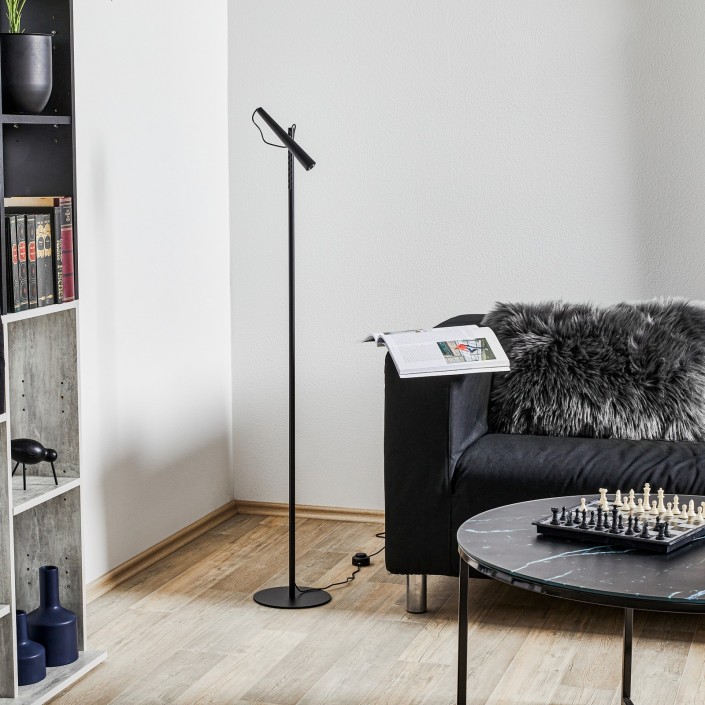 Lampadaire Magneto noir Foscarini - Valente Design - mise en scène salon