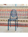 Chaise VICTORIA GHOST bleu poudré Kartell - Valente Design sur terrasse
