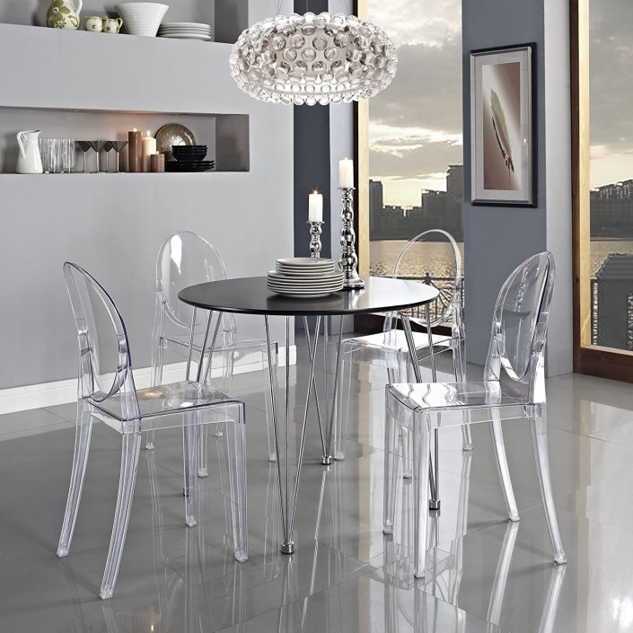 Chaise VICTORIA GHOST cristal Kartell - Valente Design mise en scène autour de table ronde