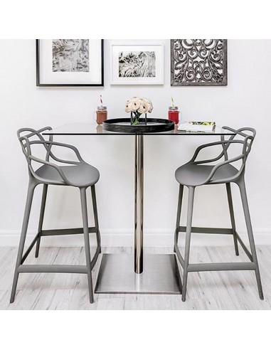 Tabouret MASTERS STOOL gris Kartell - Valente design - mise en scène