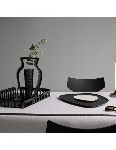 Vase I SHINE fumé Kartell - Valente Design - sur table