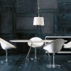Table Glossy Marble Oval structure chrome - plateau marbre blanc - Kartell Valente Design - mise en scène
