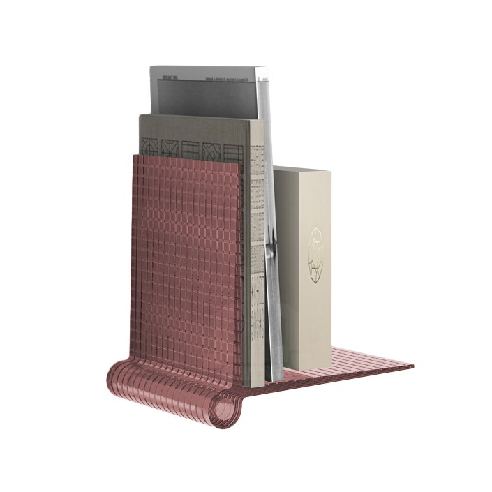 Etagère KITE SHELF rose Kartell - Valente Design - avec livres