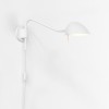 Applique Serge Plug-In blanc mat Astro Lighting - Valente Design - éclairée vue de profil