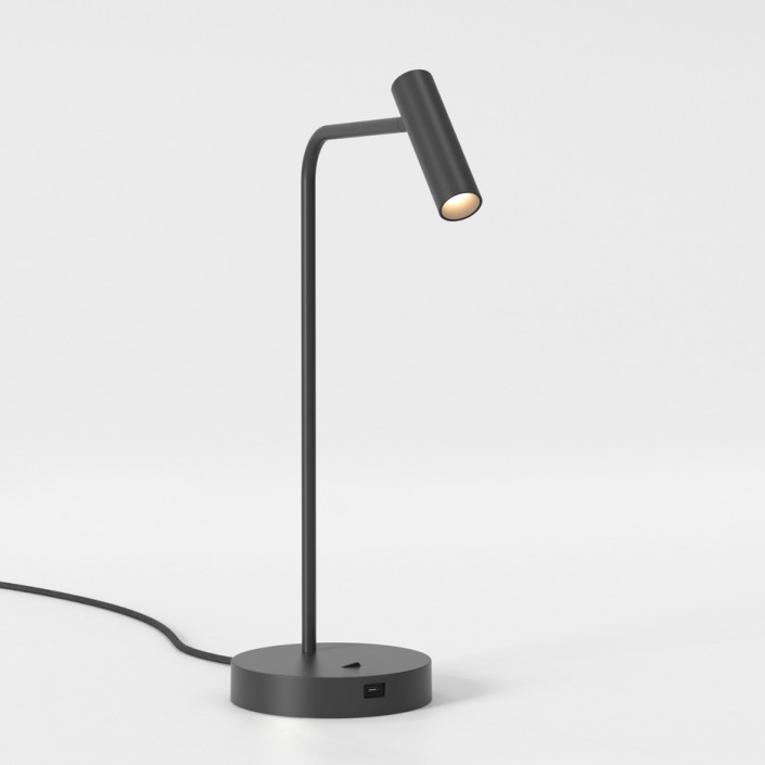 Lampe de bureau Enna Desk USB C noir mat Astro Lighting - Valente Design allumée