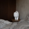 Lampe B Thierry Dreyfus - DCWéditions - Valente Design - éteinte - sur table de nuit