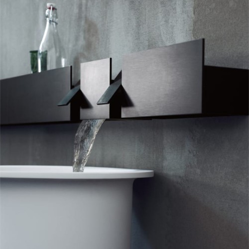 Robinet Sen pour baignoire en aluminium anodisé brossé noir mat - Agape - Valentedesign.com