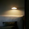 Applique Plume DCW Editions - Valente Design - éclairée dans chambre à coucher
