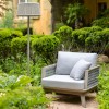 Lampadaire ROP&STRIP réglable - Les Jardins - Valente Design - dans jardin à côté d'un fauteuil