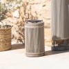 Lanterne ROP&STRIP solaire et rechargeable - Les Jardins - Valente Design - éteinte sur terrasse
