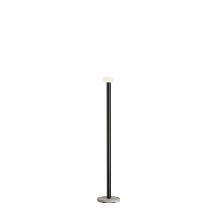 Lampadaire Bellhop CIOKO Flos Valente Design mise en scène