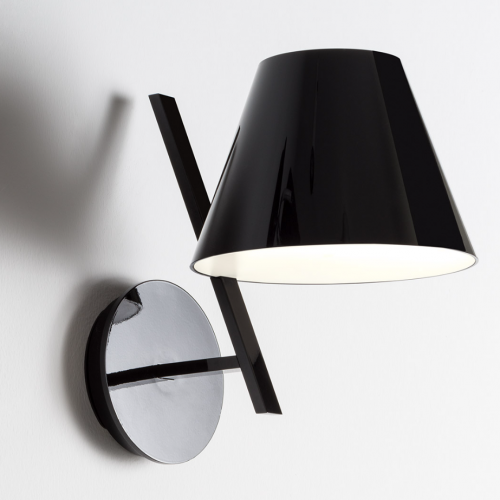 applique la petite noire Artemide
