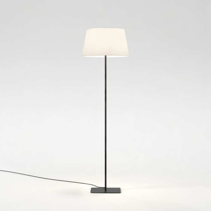 Lampadaire Beaumont - Astro lighting - finition noir mat