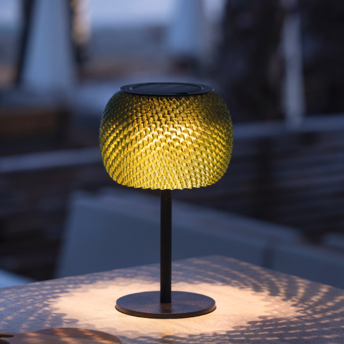 Grande lampe de table solaire LOLIE - LES JARDINS - finition olive