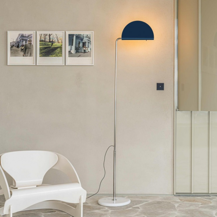 Lampadaire Mezzaluna - DCW - finition bleu
