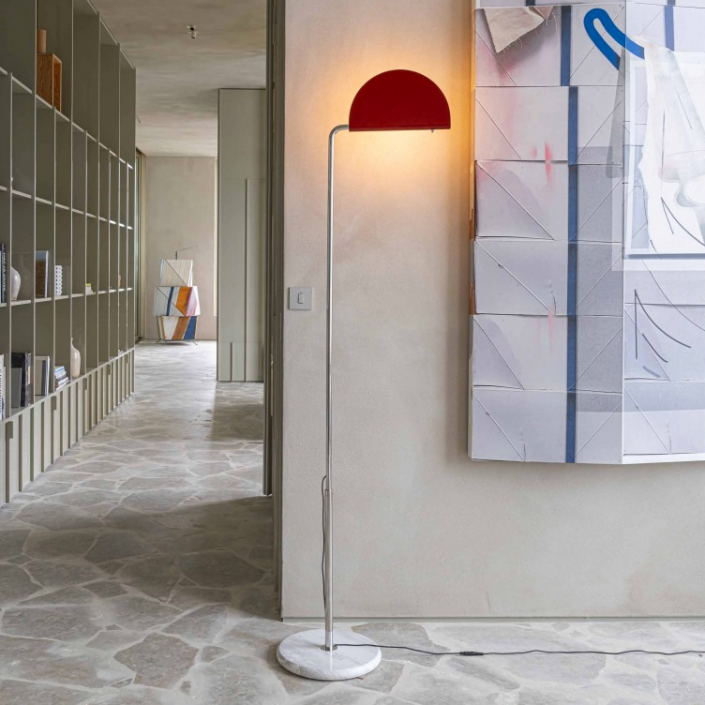 Lampadaire Mezzaluna - DCW - finition rouge