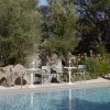 Chaises A.I LITE - KARTELL - mise en scène - finition gris