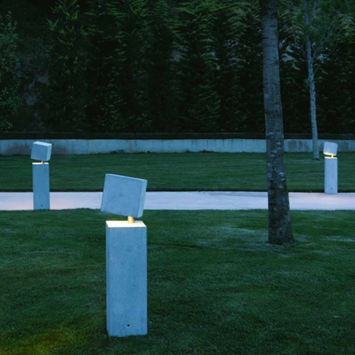 Lampe à poser Break - Vibia - finition béton 4101