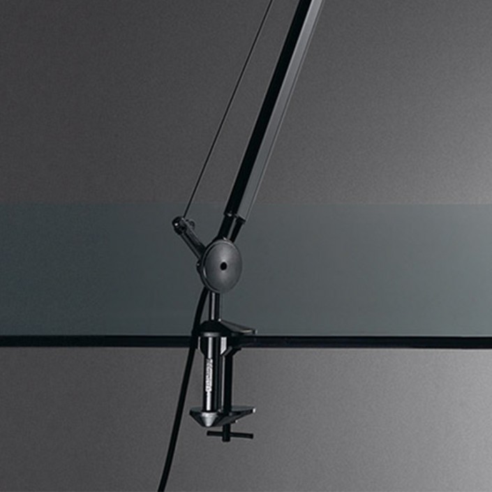 Etau pour lampe de table Tolomeo Artemide