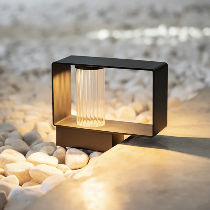 Borne de jardin Frame