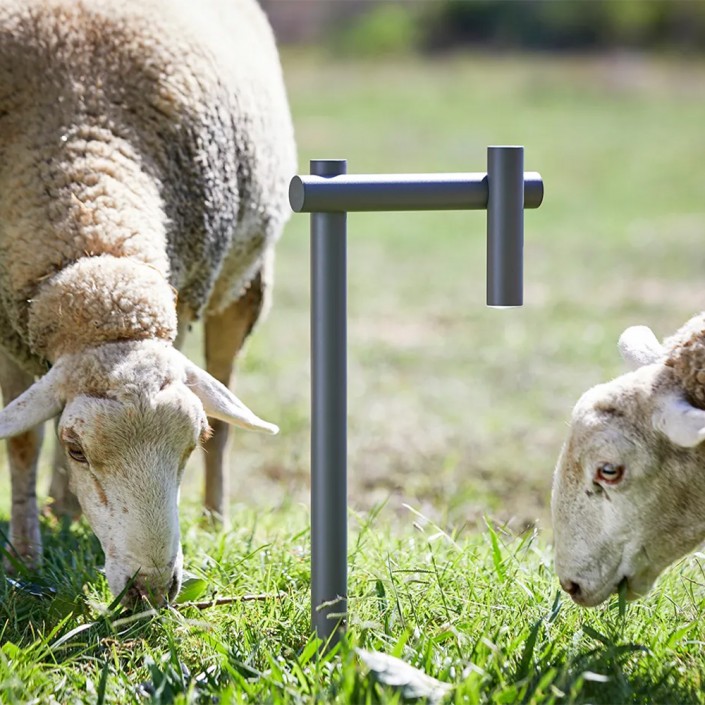 Borne d'extérieur Tik à angle droit