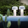lampe de table BELLHOP blanc  de FLOS - Valente Design
