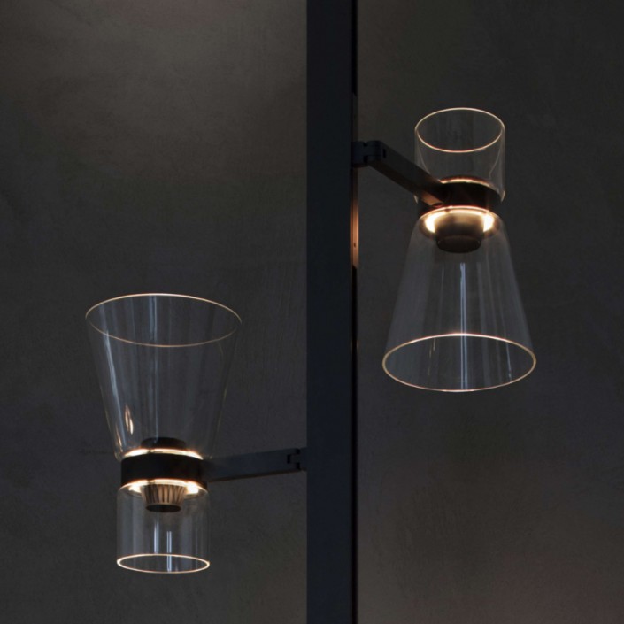 Lampadaire Nocturne F2 - Flos - finition noir