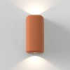 Applique d'extérieur Brixham Wall Twin d'Astro Lighting finition béton terracotta allumée de face