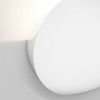 Applique murale Dawn Wall en plâtre d'Astro Lighting finition blanc allumée gros plan