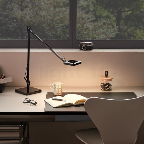 Lampe de table Kelvin Edge Base noir Flos Valente Design mise en scène