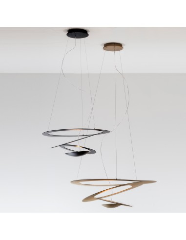 Suspension Pirce Mini Led mise en scène or et noir Artemide