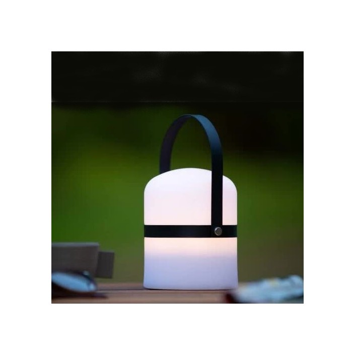 Lampe de table sans fil LITTLE JOE noir - Lucide - Valente Design - éclairée sur table extérieure