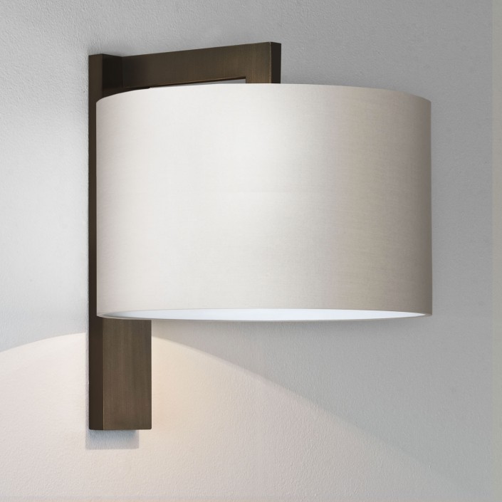 Applique Ravello finition bronze mat et abat jour gris astro lighting