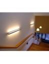 Applique Talo 120 aluminium mise scène couloir Artemide