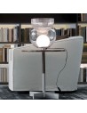 Lampe de table Giova Large chrome Fontana Arte Gae Aulenti Valente Design sur table d'apoint