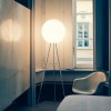 Lampadaire Prima Signora Fontana Arte Valente Design dans salon