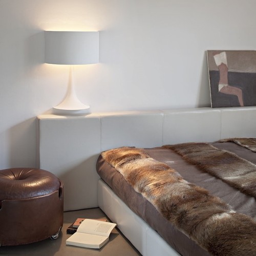 Applique murale encastrée design Flos  Soft Spun S mise en scène chambre